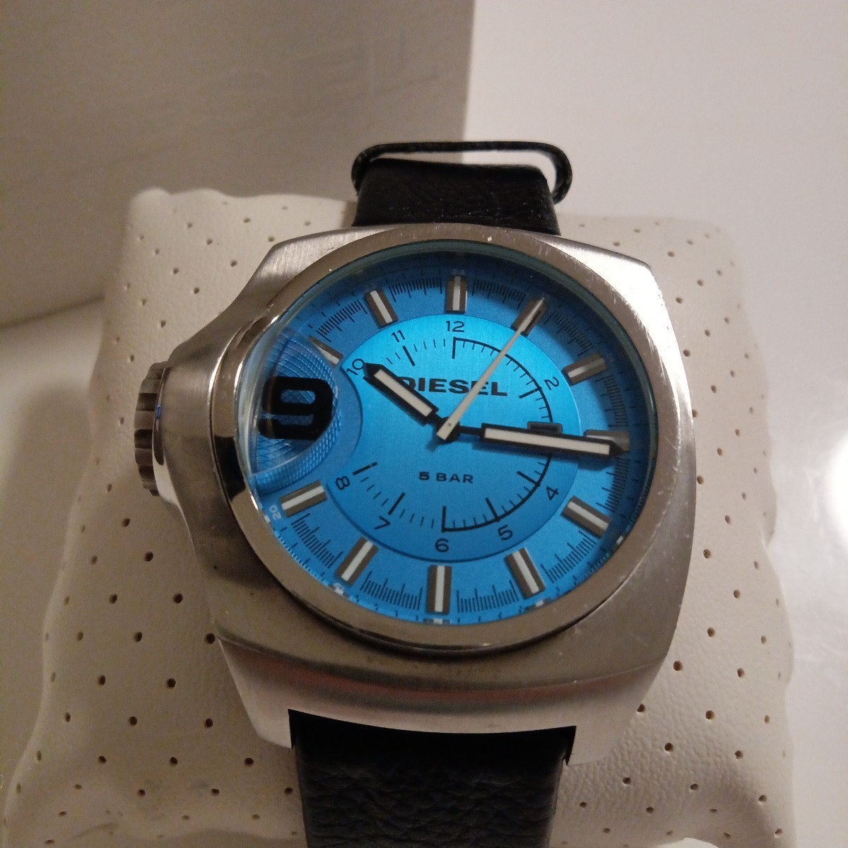 DIESEL ディーゼル メンズ DZ1235 腕時計 ウォッチ Analog アナログ レザー DZ1235 メンズ 時計 シチズン ブルー 青 デザイン 外箱付き_画像2
