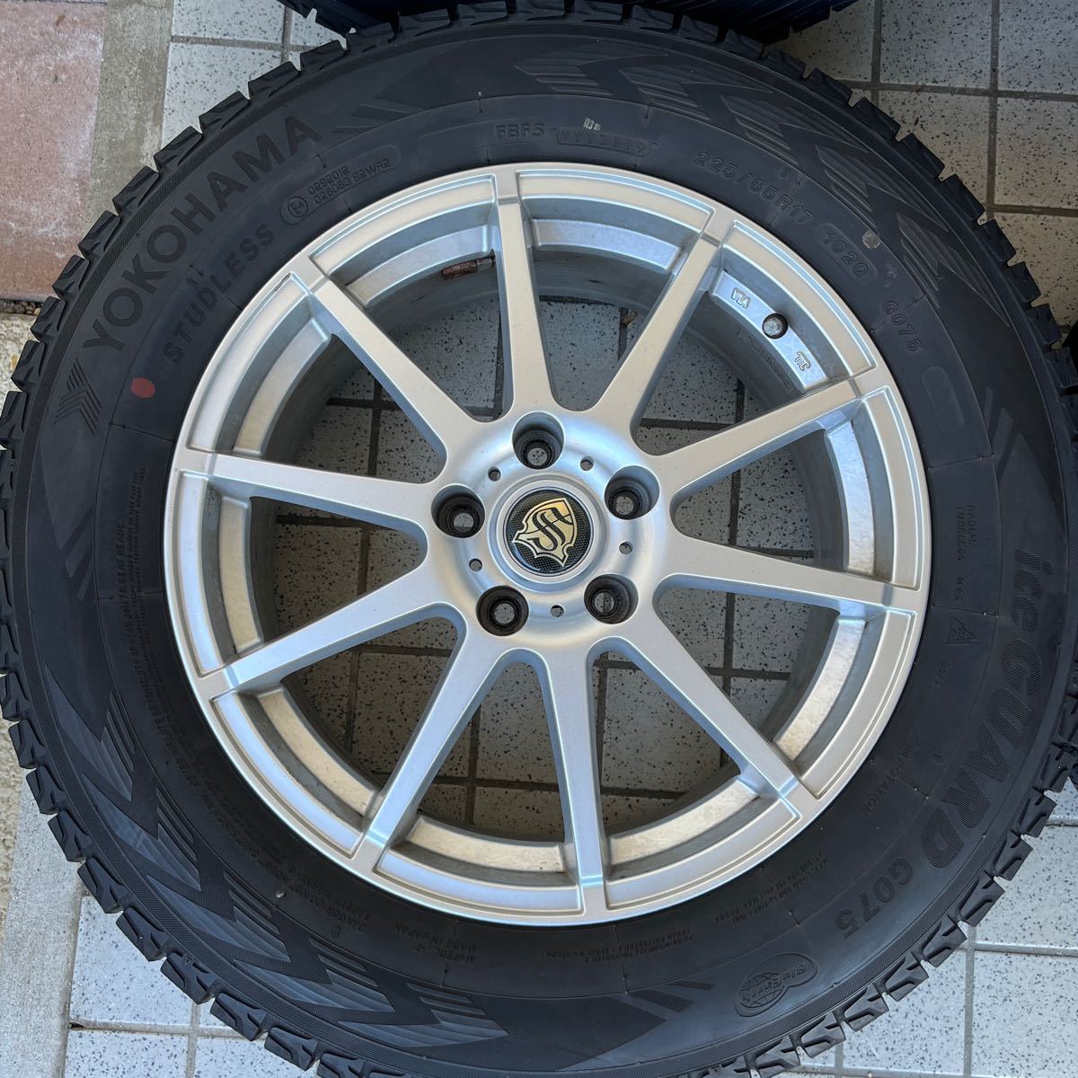 225/65R17 YOKOHAMA ICE GUARD G075 ハリアー RAV4 ヴァンガード ヨコハマ 17×7J +38 5H PCD114.3 4本セット スタッドレスタイヤ_画像2