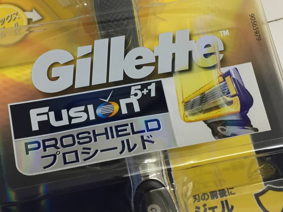 [雑貨] gillette：ジレット「プロシールド：本体1コ/替刃1個付（本体に装着済み）」ボディケア ひげ剃り かみそり 半分開封_画像3