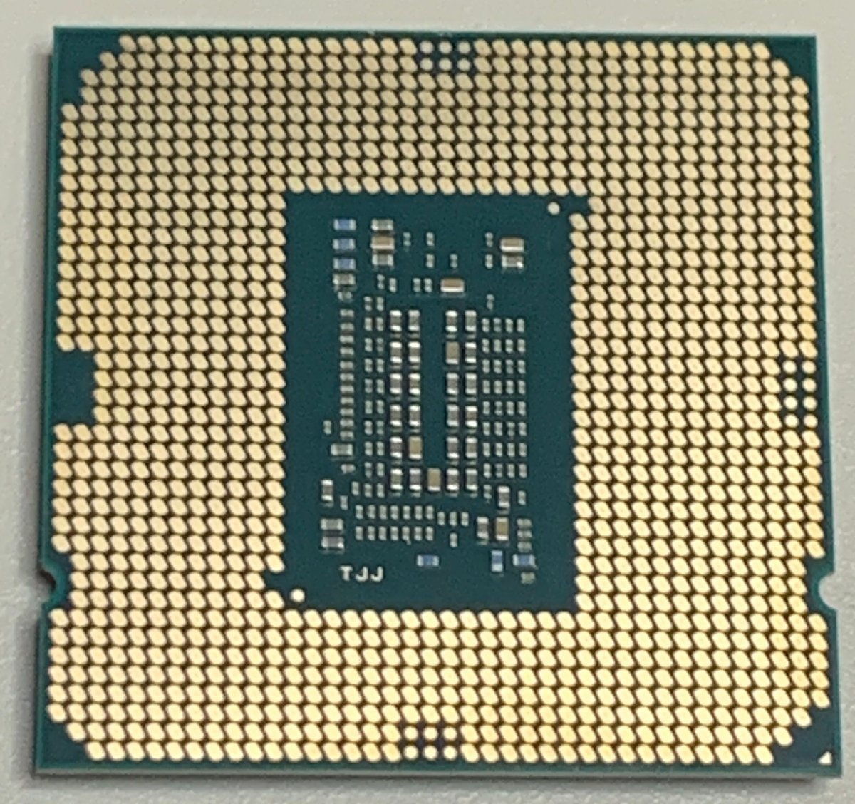 【動作品】中古 CPU Core i5-10500 LGA1200 付属品無しの画像2