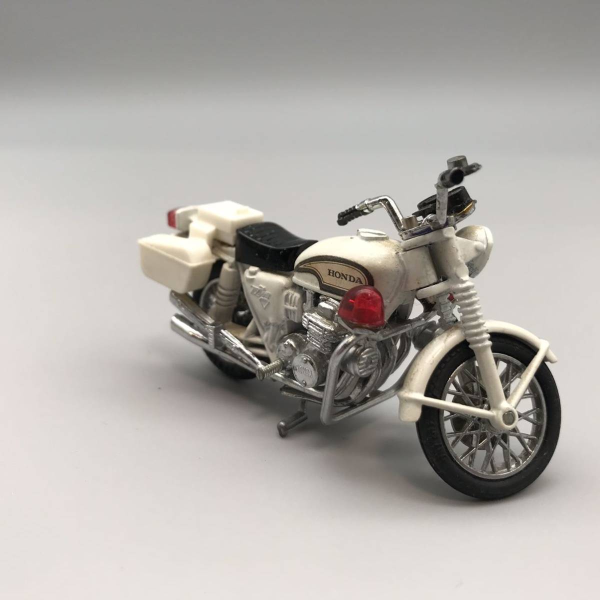 YONEZAWA ヨネザワ Diapet ダイヤペット No.01-0106 HONDA ホンダ ドリーム CB750 FOUR 警視庁 白バイ 1/30 ヴィンテージ 当時物 おすすめ_画像2