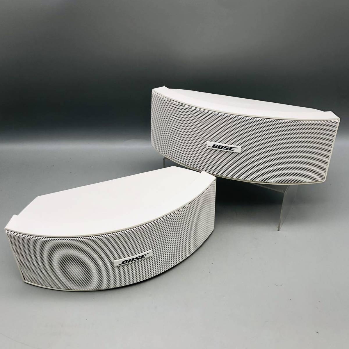 BOSE ボーズ 151 SE SPEAKER SYSTEM スピーカーシステム ペア セット 純正 白 ホワイト 2個 まとめ売り 高音質 重低音 音出し 動作確認済み_画像1