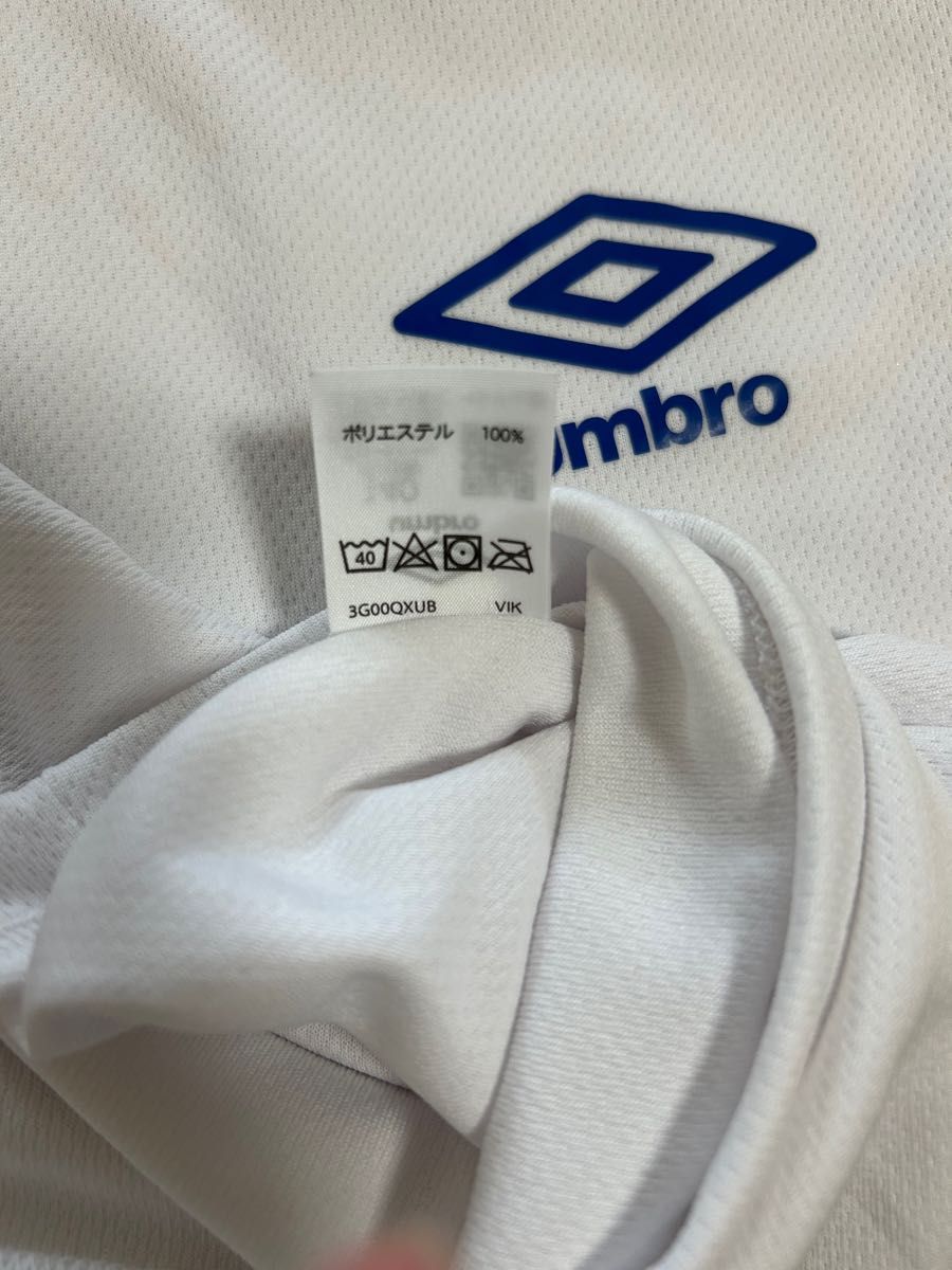 umbro  半袖Tシャツ　140cm