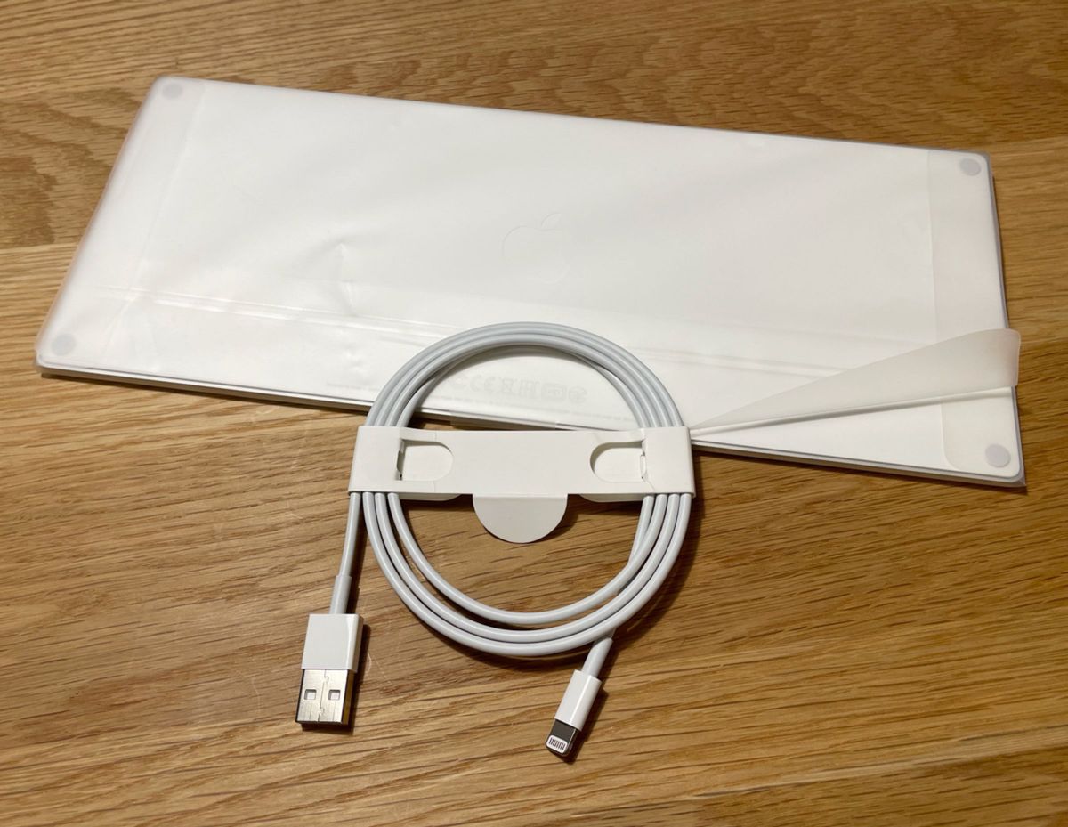 未使用 iMac付属品 Apple Magic Keyboard lightningケーブル付属 未使用 iMac付属品 Apple Magic Keyboard lightningケーブル付属