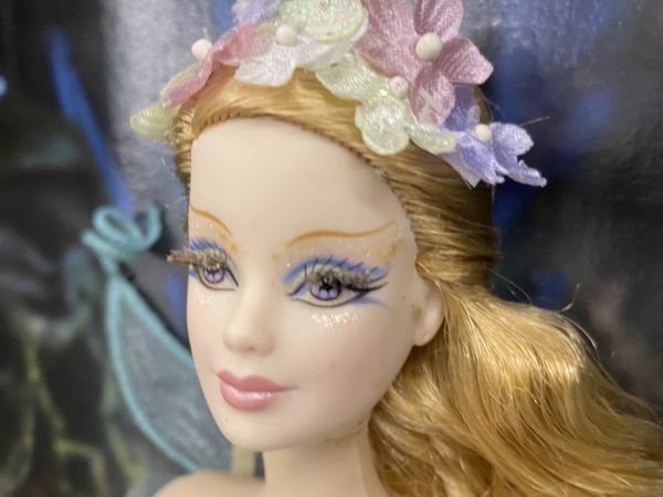 I024-U20-1939 BARBIE バービー ドール Titania ティターニア 妖精 A Missummer Night’s Dream スタンド付き_画像3