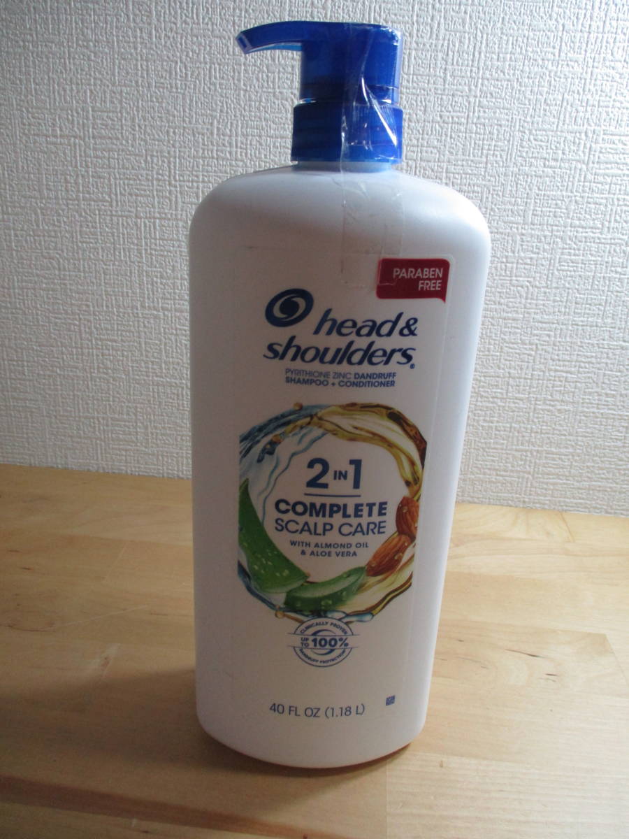 ★★　送料無料　期限内　大容量！head & shoulders ヘッド＆ショルダー 2イン１スキャルプケア シャンプー 1.18　期限内★★_画像1