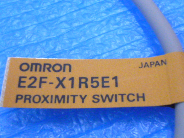 未使用長期保管品 OMRON E2F 樹脂ケースタイプ近接センサ E2F-X1R5E1 オムロン_画像6