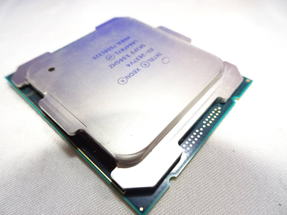 美品 インテル Intel Broadwell E5-2637V4 プロセッサー 3.50GHz SR2P3 LGA2011-3 動作検証済 1週間保証_画像2