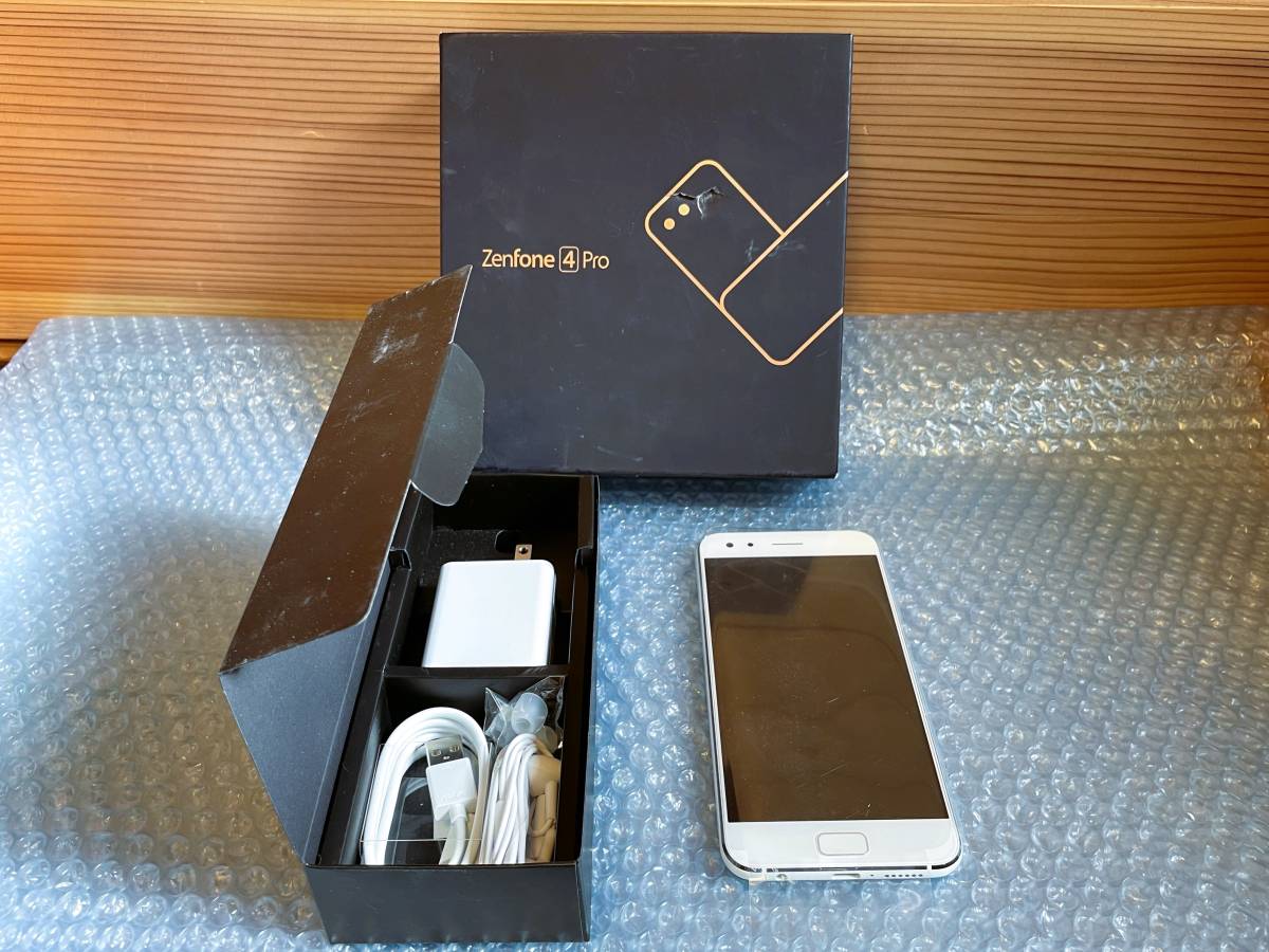 展示品 美品 ★ASUS ZenFone 4 Pro ムーンライトホワイト ZS551KL-WH128S6 [RAM:6GB ROM:128GB]_画像3