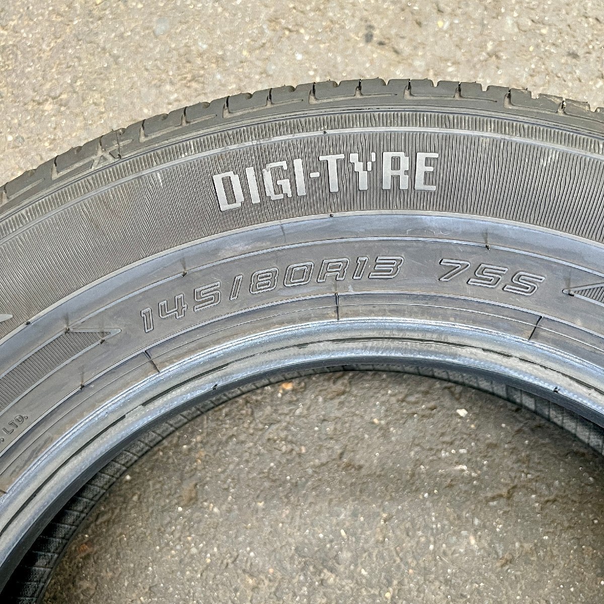 タイヤ1本　DUNLOP EC202(ダンロップ)　145/80R13　2022年製　4ミリ_画像4