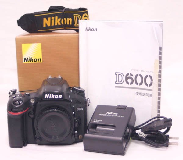 BL0152□ニコン D600 ボディ フルサイズ□ BL0152□ニコン D600 ボディ フルサイズ□