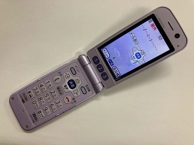 AE182 docomo F-10A ラベンダー_画像1