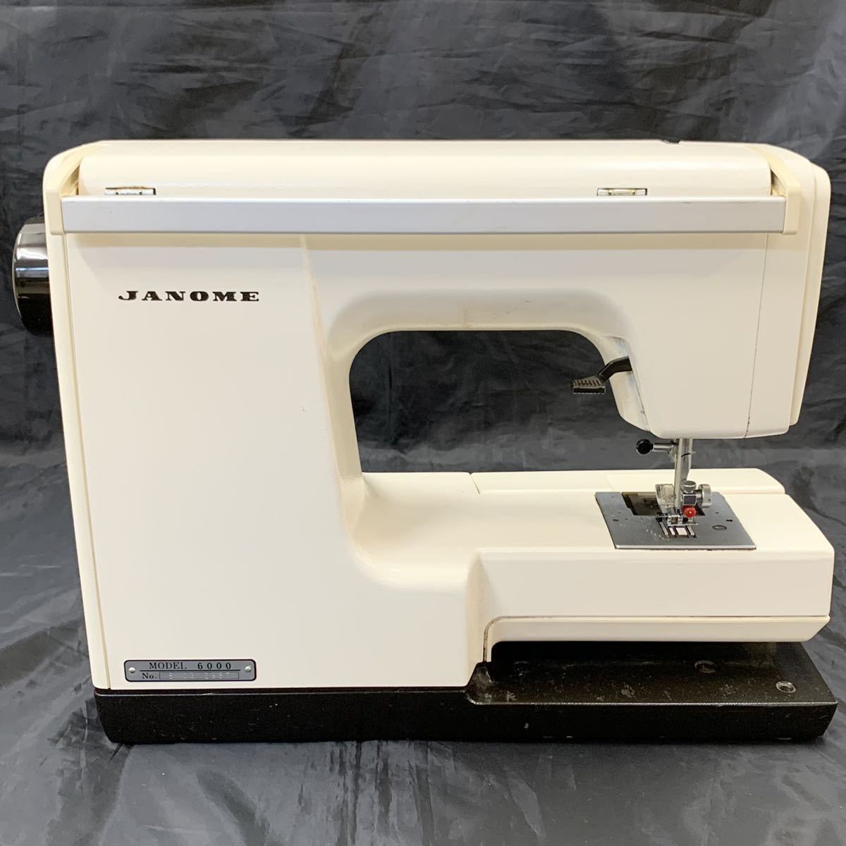 FN10277T JANOME ジャノメ Memory Craft メモリークラフト 6000 ミシン 手芸 裁縫 足踏みミシン フットペダル ヴィンテージ 【ジャンク】_画像3