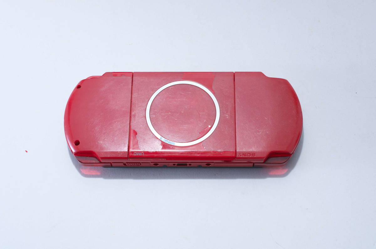 SONY PSP3000本体 BLACK/RED ソフト バッテリー 電源アダプター 外箱 中古 ジャンク １円スタート_画像2