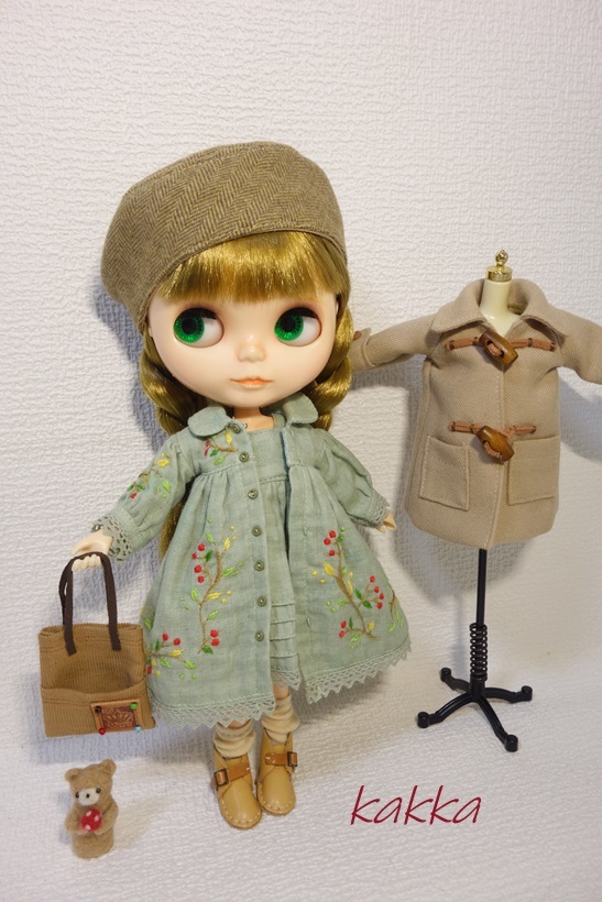 ブライスアウトフィット★Blythe outfit★★刺しゅうのお洋服とダッフルコート★★_ブライスアウトフィット