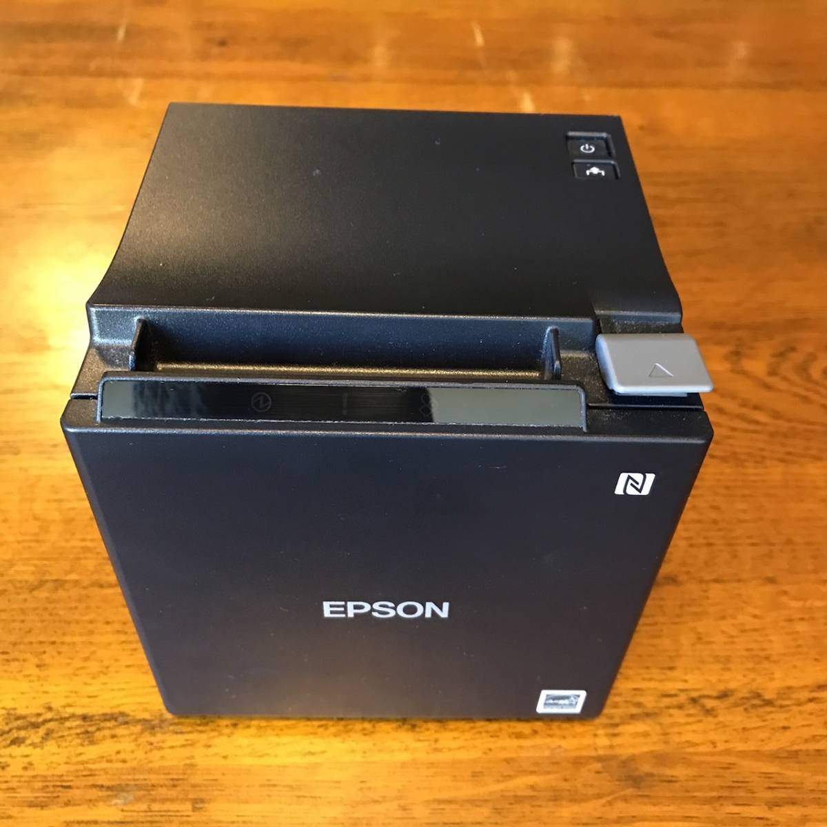 EPSON レシートプリンタ TM-m30 (M335B) 　1年使用品　スマレジ対応　Bluetooth　レジ　レシート　エプソン 業務用 店舗用レジ 中古_画像2