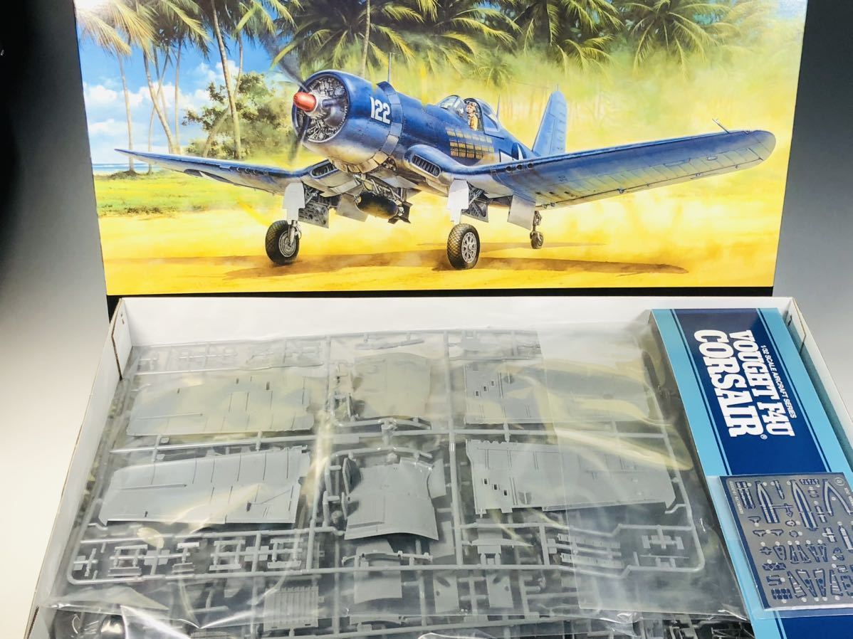 【新品未開封・箱傷み】タミヤ 1/32 ヴォート F4U-1Aコルセア_画像3