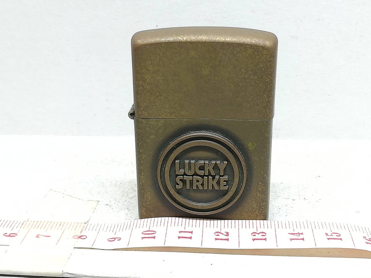 A10-36　ZIPPO/ジッポー　オイルライター　メタル　LUCKY STRIKE/ラッキーストライク　SOLID BRASS/ソリッドブラス　I/Ⅹ_画像3