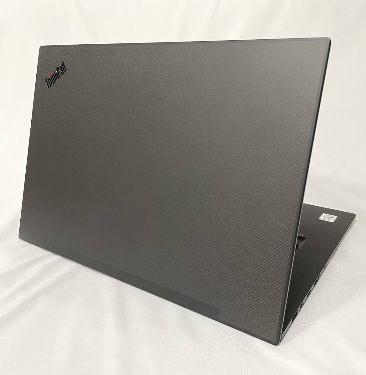 高性能特別仕様 ThinkPad P1 Gen3 - SIMフリー MS Office 2021付き - CPU i7 / MEM 40GB / OLED 4K LCD / SSD 1TBx2 / Win10 Pro_画像3