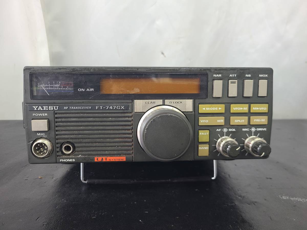 ■3672■ YAESU FT-747GX HFトランシーバー_画像1