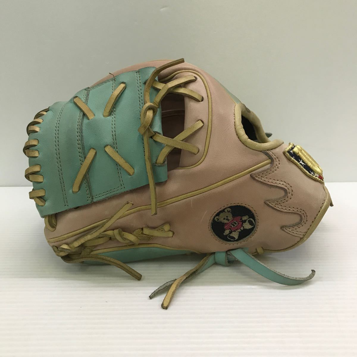 G-7727 ウィルソン Wilson ベア オーダー 軟式 内野手用 グラブ グローブ 野球 中古品 左投げ用 刺繍入り_画像2