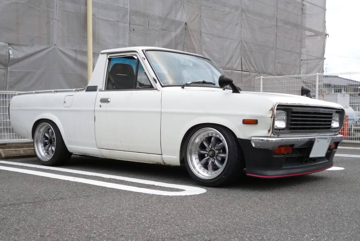 サニトラ 車高調 後期ディスク改 新品KYBショートサス ピロアッパー ☆ B110 B210 B310 サニートラック R-ＧB122 GB122_参考例 F:7.5J-165/50R15 R:8.5J-195/40R16