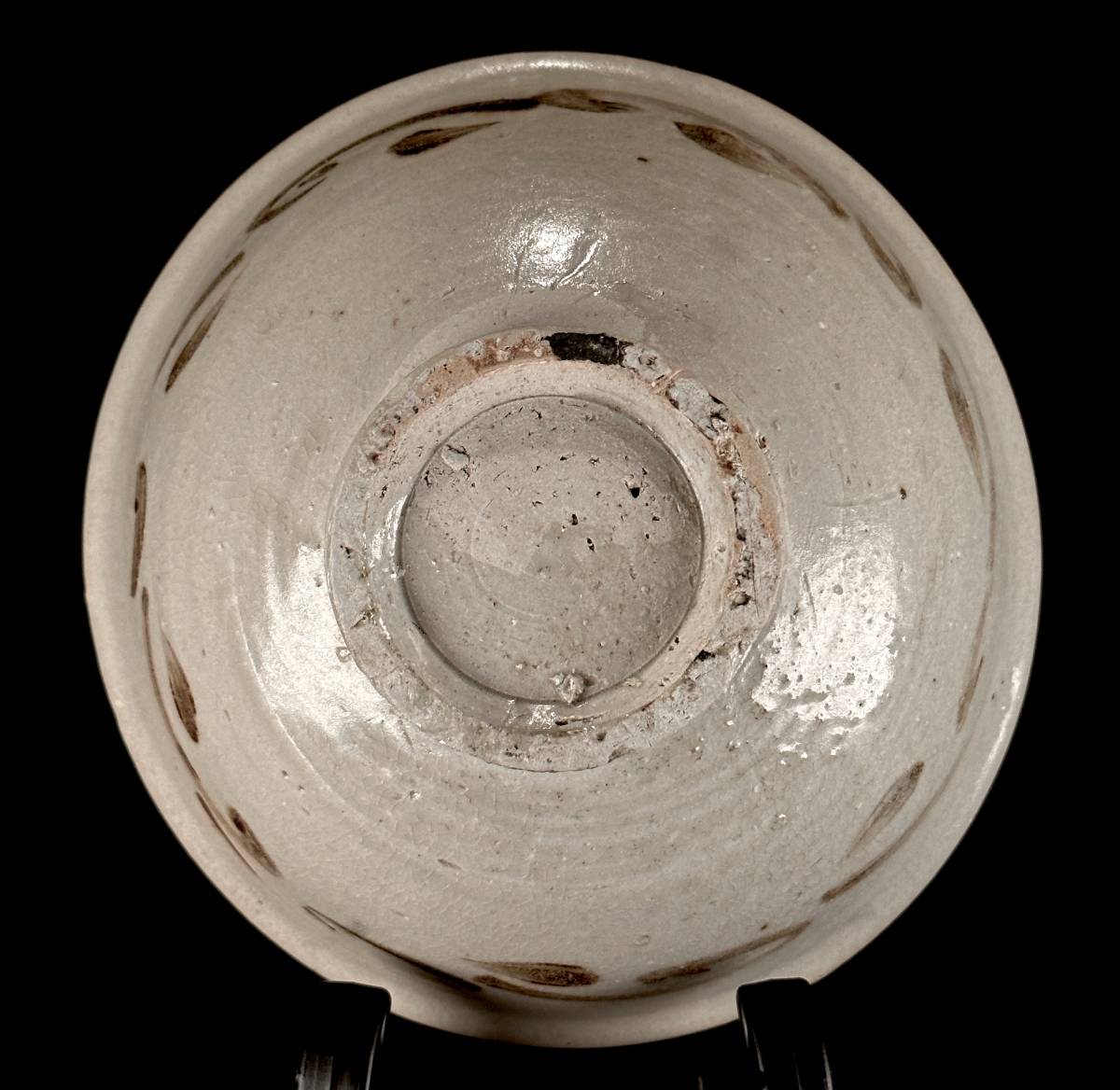 Bibian 比比昂- 時代物安南鉄絵草花紋茶碗抹茶茶碗茶盆茶道具桐 Bibian 比比昂- 時代物安南鉄絵草花紋茶碗抹茶茶碗茶盆茶道具桐