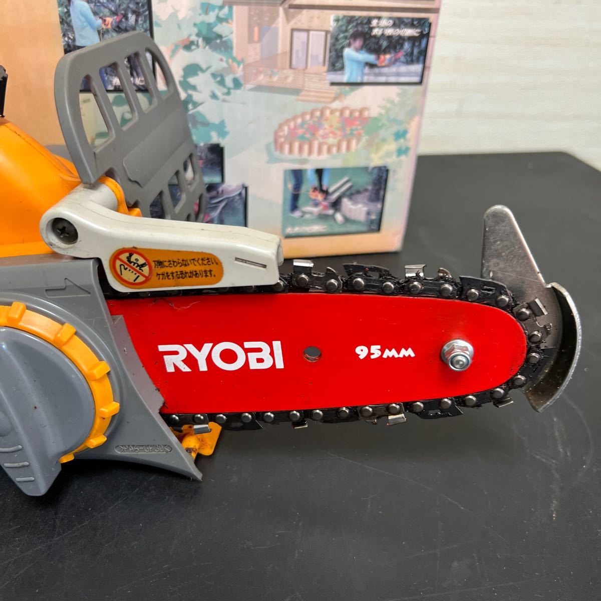 t11-283 RYOBI リョービ ガーデニングソー　チェーンソー 電動工具 GCS-1500 枝切りなどに　中古品_画像3