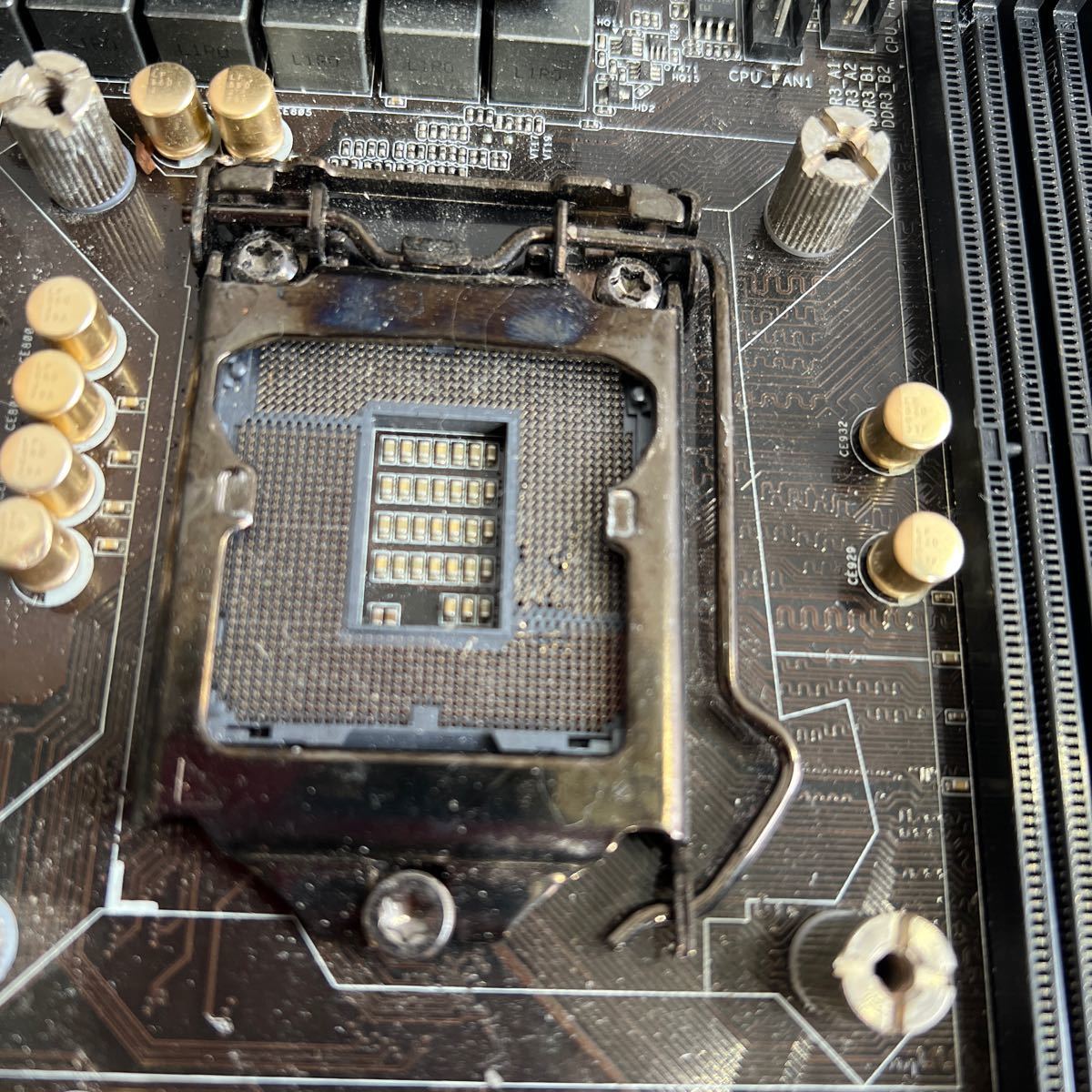 管S231107 g ★☆ ASRock Z87 Extreme4 マザーボード　ジャンク扱い動作未チェック 部品取りなどに☆★