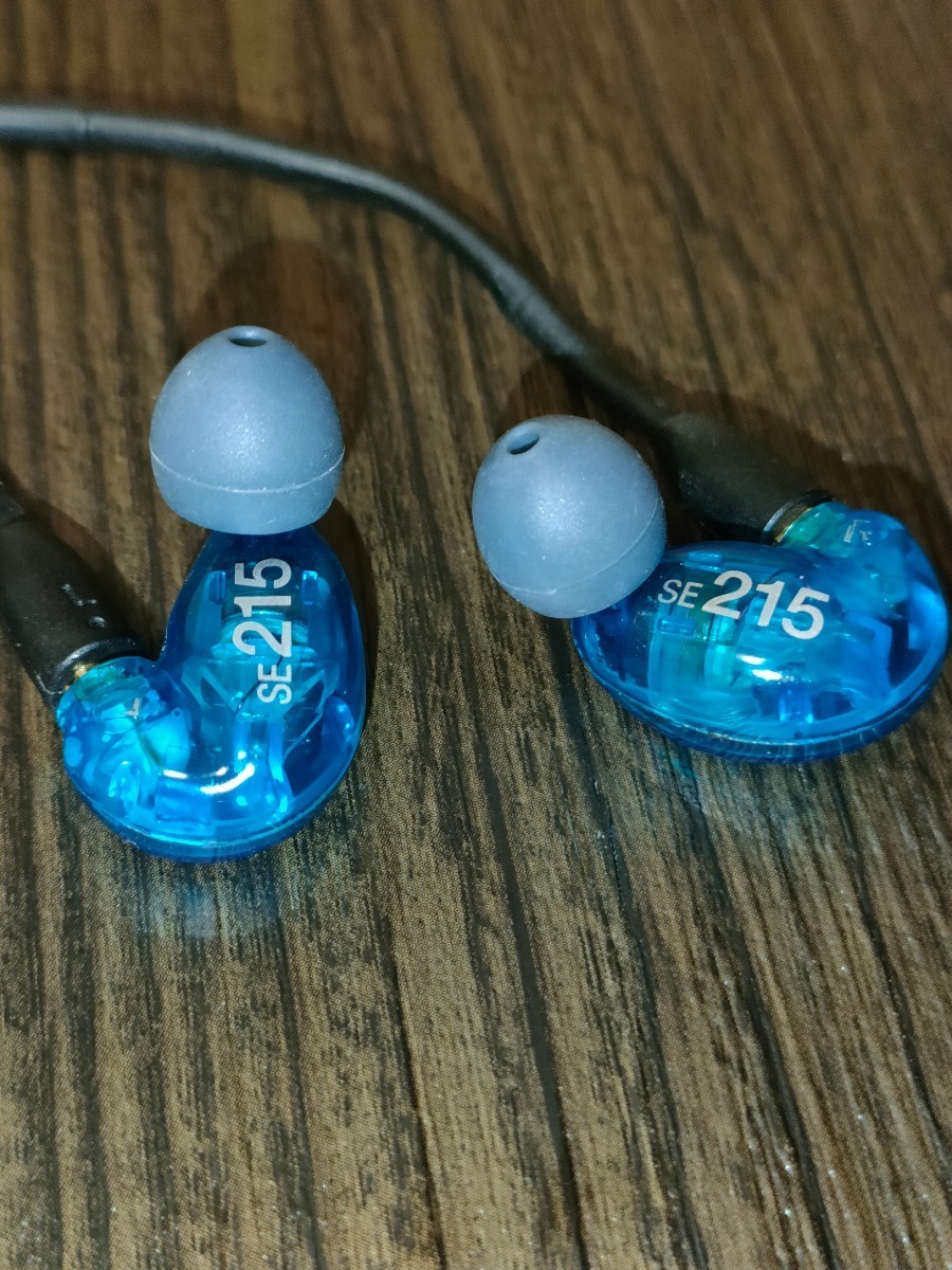  SHURE AONIC 215 イヤホン 有線 　SE215DYBL+UNI-A　マイク_画像4