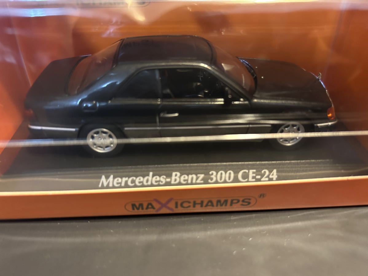 1/43 Minichamps Mercedes-Benz 300 CE-24 メルセデス ベンツ 1991 Black Metallic Maxichamp 黒 940 037021_画像2