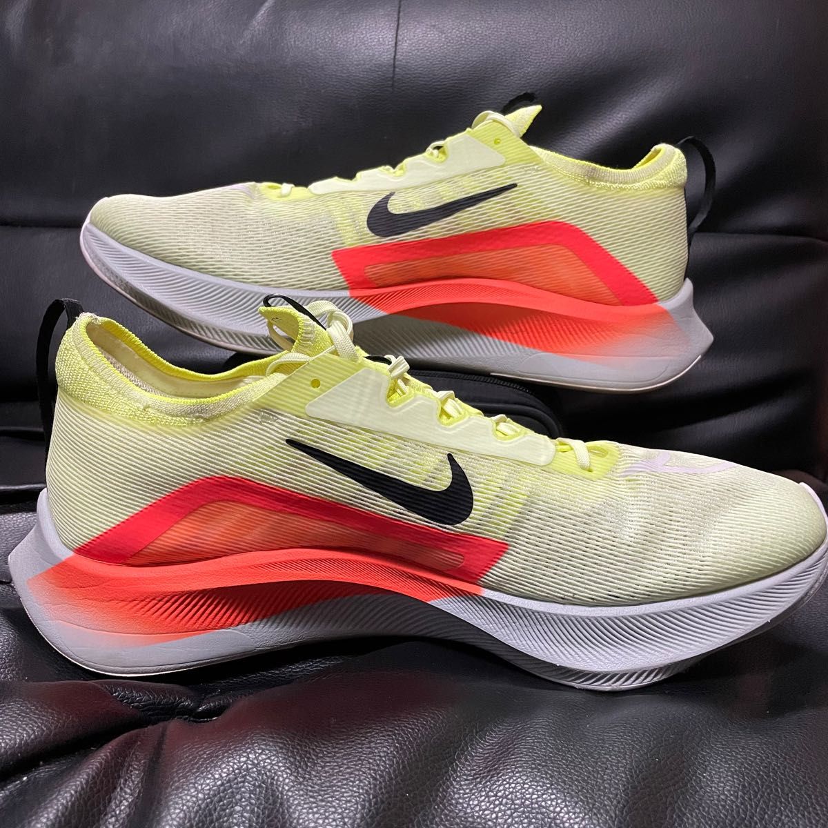 NIKE ナイキ ZOOM FLY 4ズームフライ