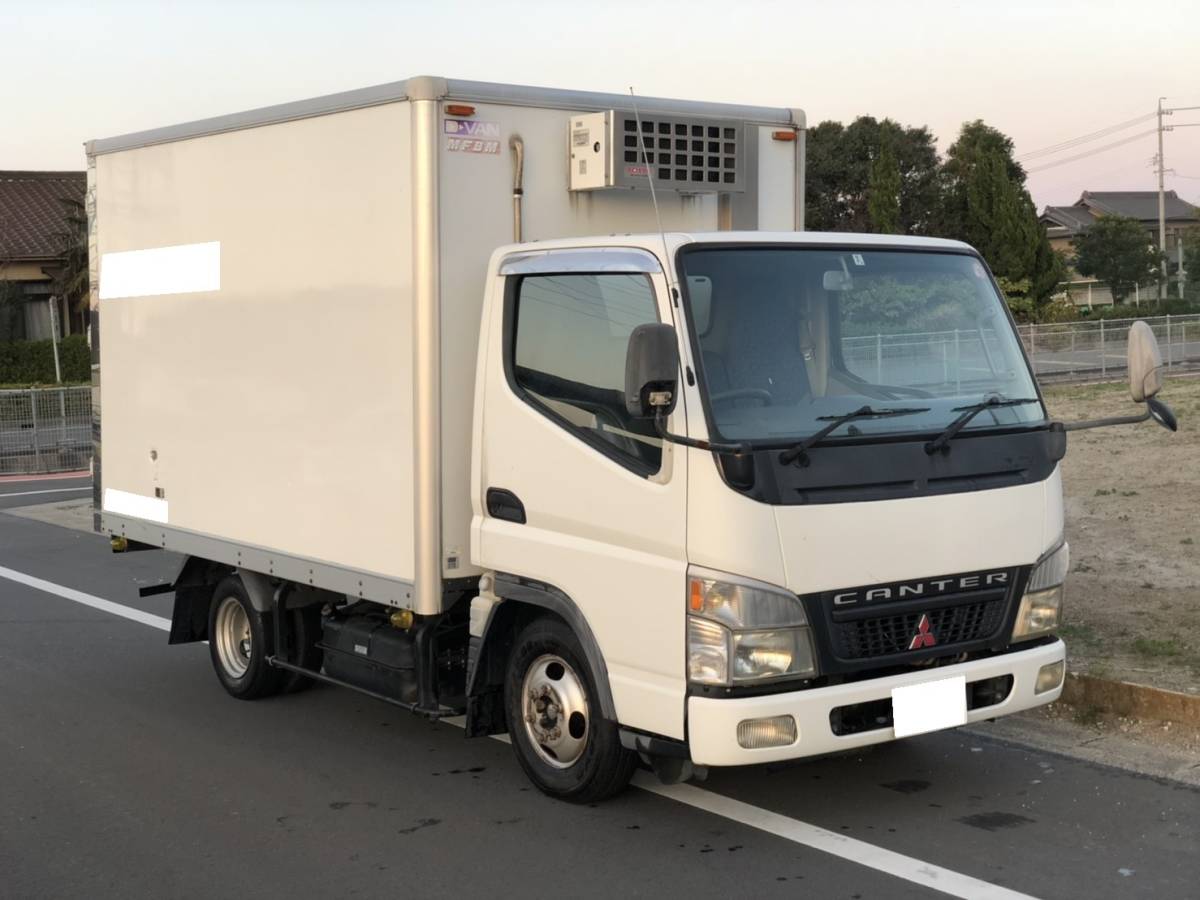 Митсубиси 5 тонн. Mitsubishi Canter 3 тонны. Mitsubishi Fuso Canter 5 тонн. Mitsubishi Fuso Canter рефрижератор. 1. Мицубиси Кантер.