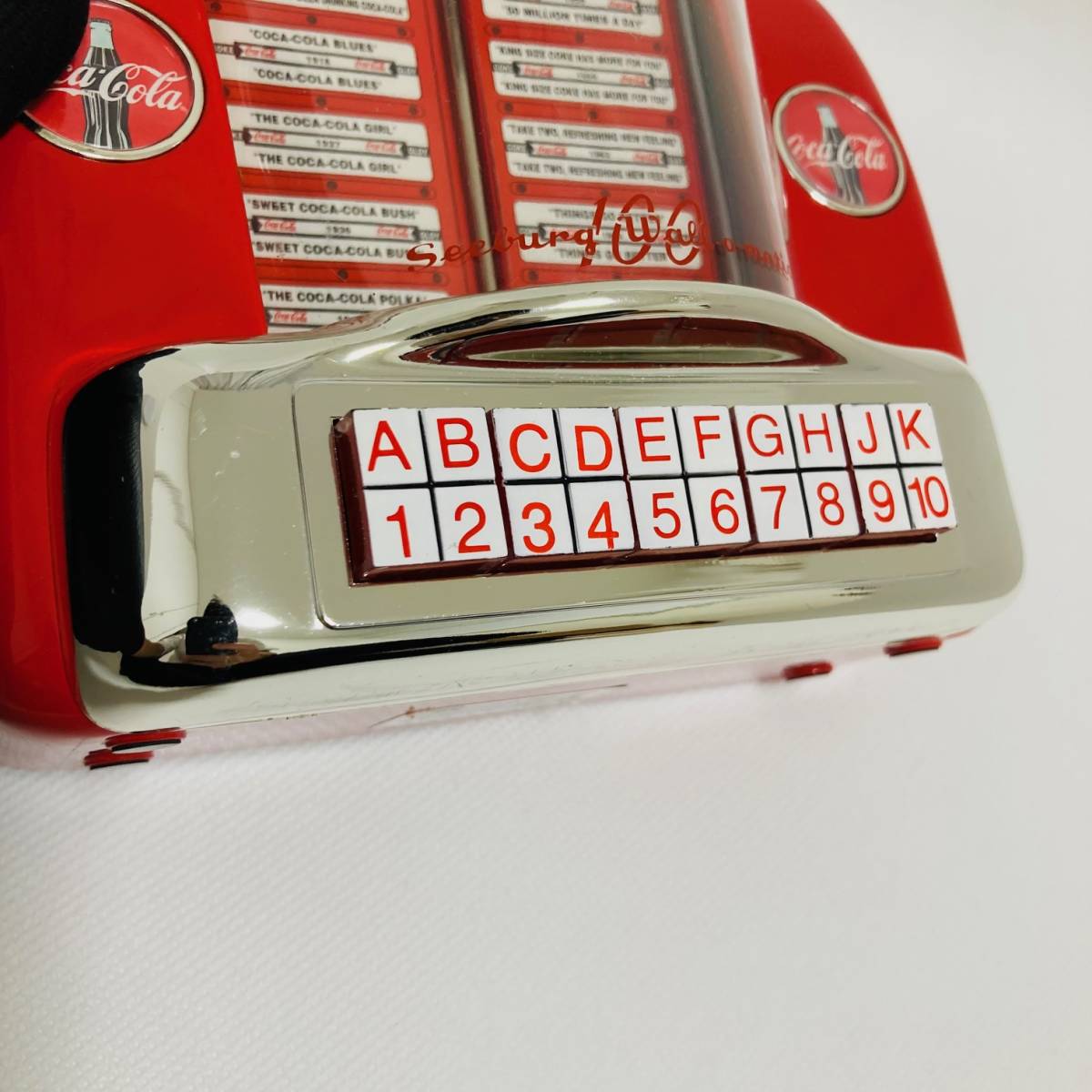 送料無料★ほぼ新品【コカコーラ ジュークボックス型貯金箱 1996 動作良好】Coca-Cola ミュージック 音楽 コイン バンク レトロ ビンテージ_画像8