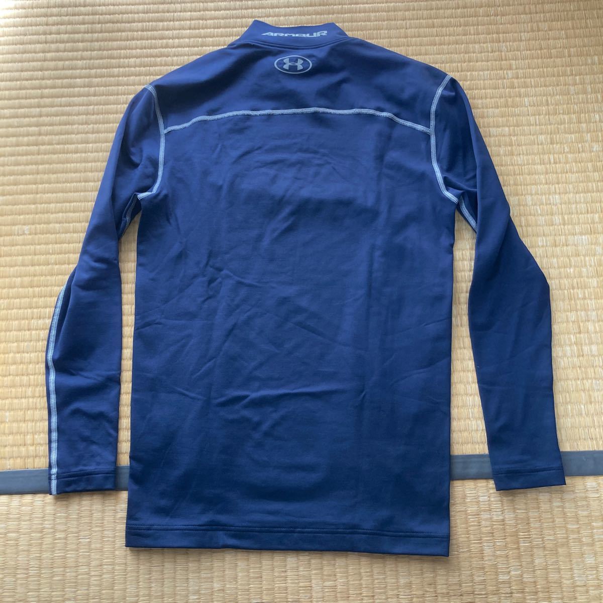 UNDER ARMOUR 長袖シャツ LG 紺 コールドギア コンプレッション l/s ロングスリーブ インナー L CG ロンT モックハイネックMDN_画像2