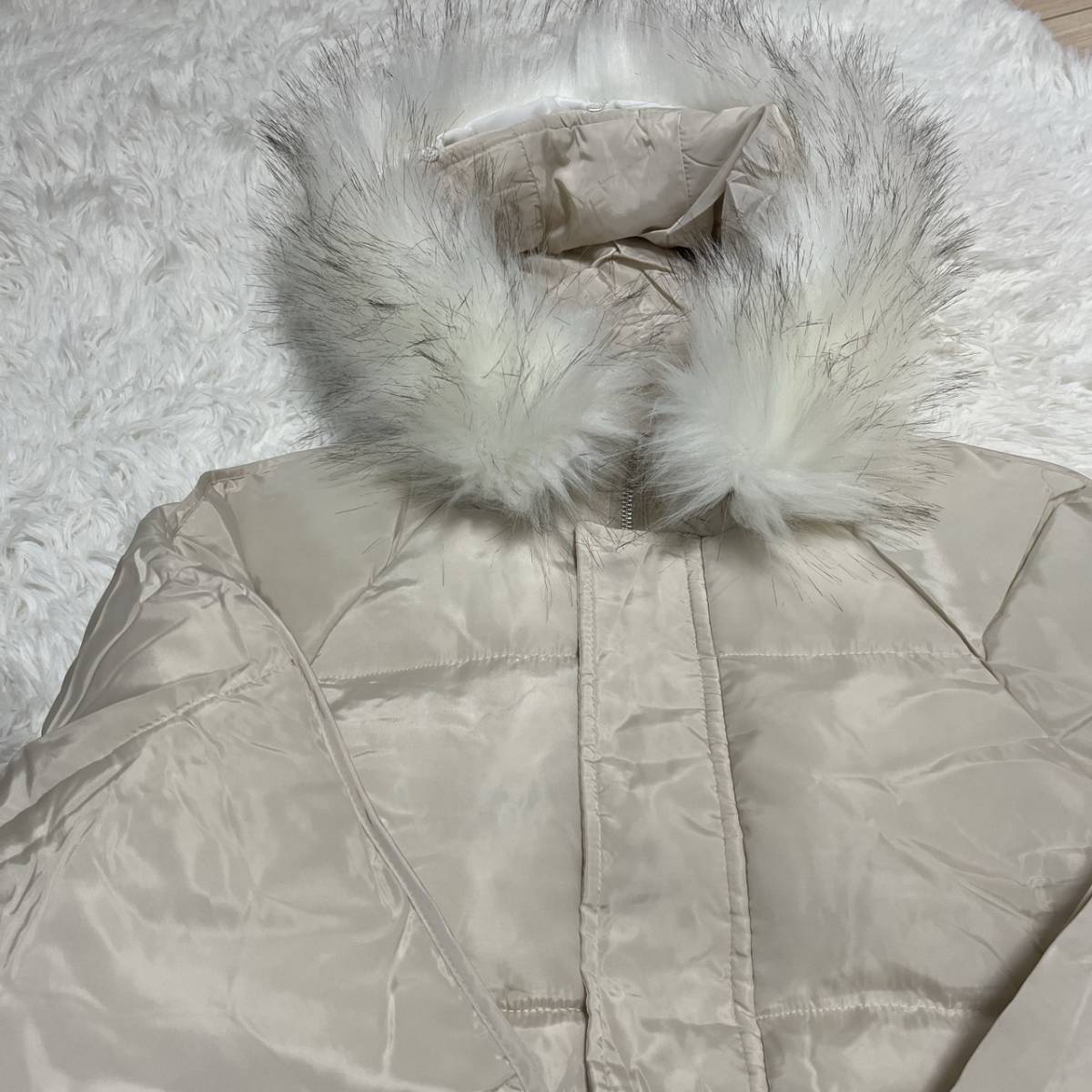 M size .... down jacket down coat lady's short fur hood protection against cold coat light weight heat insulation outer white 493 M11