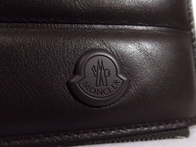 ◆SAランク 超美品◆MONCLER モンクレール*本革*NEW FLAT WALLET*ロゴ/キルティングレザー*コンパクト財布*シルバー金具*ユニセックス_画像4