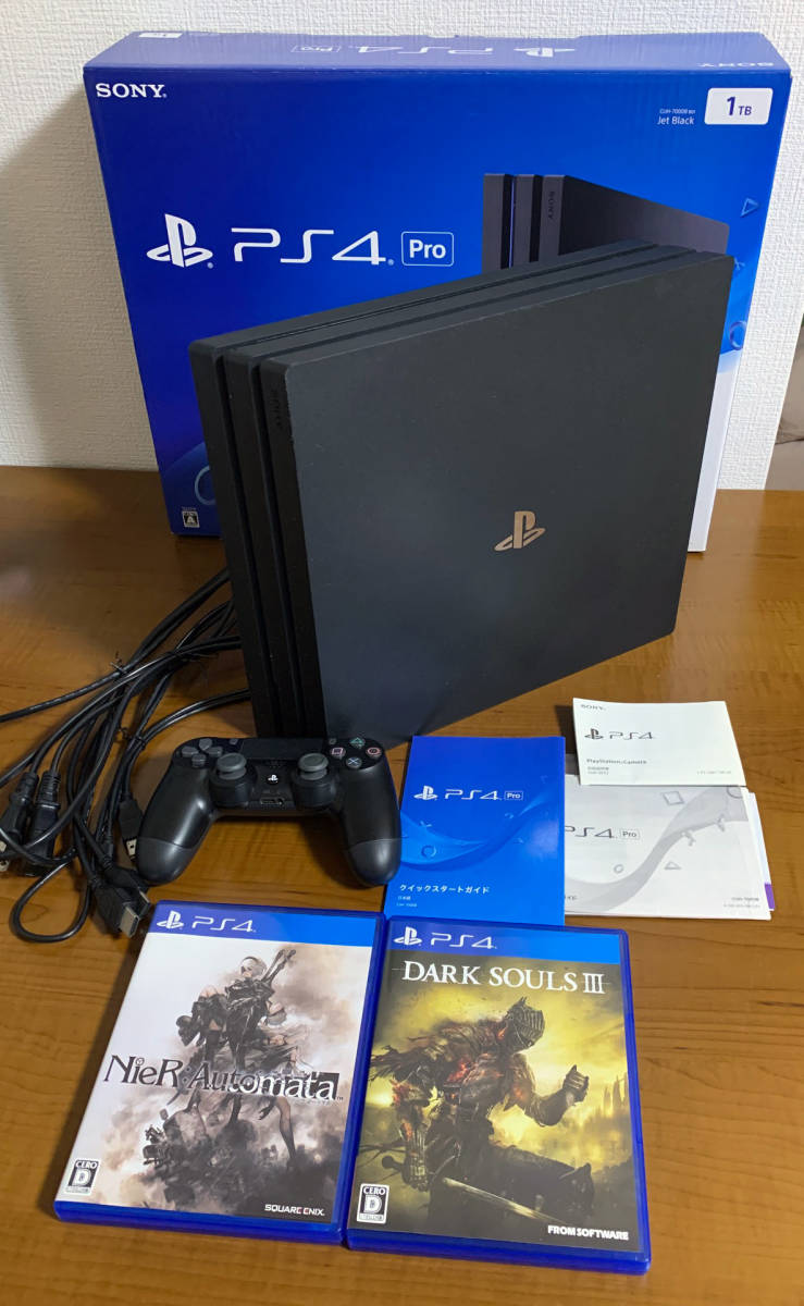 【送料無料】PlayStation4 PS4 Pro CUH-7000BB01 SSD 1TB換装済（おまけ：「NieR:Automata」「DARK SOULS III」）_画像1