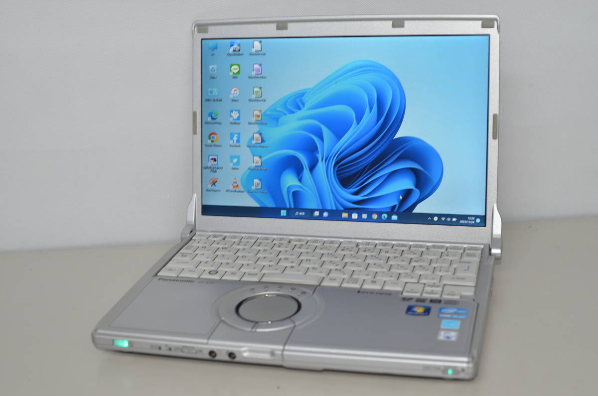 日本製 中古軽量ノートPC Windows11+office Panasonic CF-S10EYPDR Core i5-2540M/メモリ8GB/爆速SSD256GB/12.1インチ/無線/DVDマルチ搭載_画像1