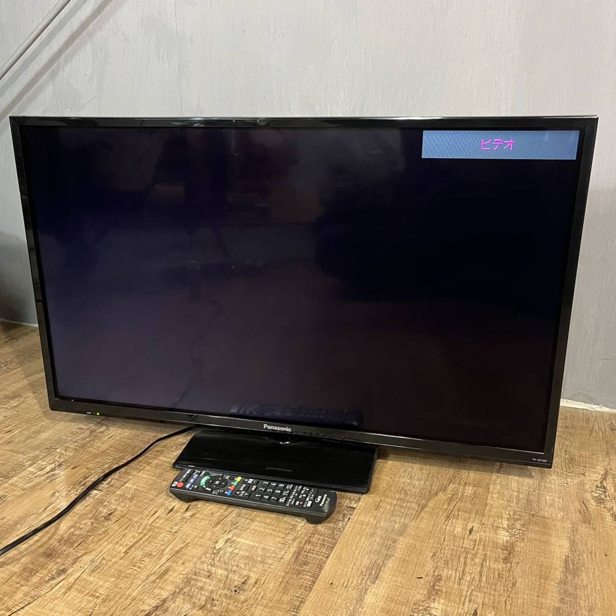 ★1円〜【Panasonic 液晶テレビ 32インチ TH-32F300 2018年製品 】リモコン付き 中古　HDMI B-CASカード付き_画像2