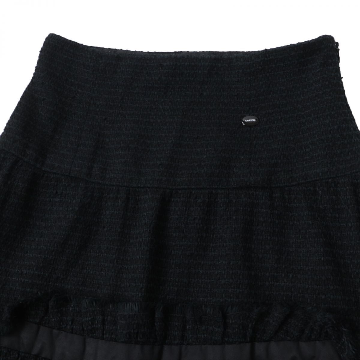  beautiful goods *CHANEL Chanel 09P P34950 Logo plate attaching knees height cotton tweed tia-do skirt black black 38 France made lady's 