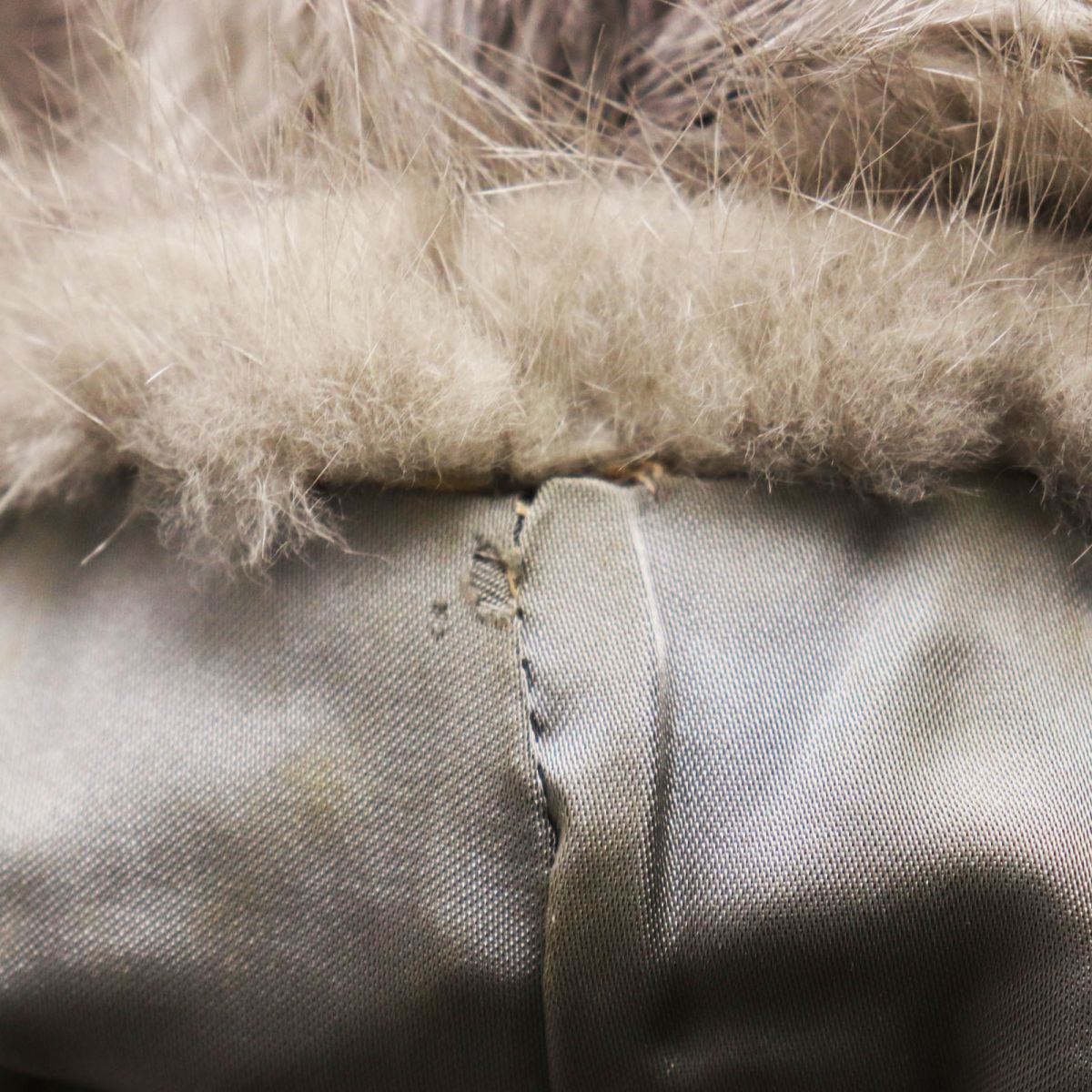 毛並み良品●MINK サファイアミンク 本毛皮ショートコート ジャケット ライトグレー 9号 毛質艶やか・柔らか◎_画像7