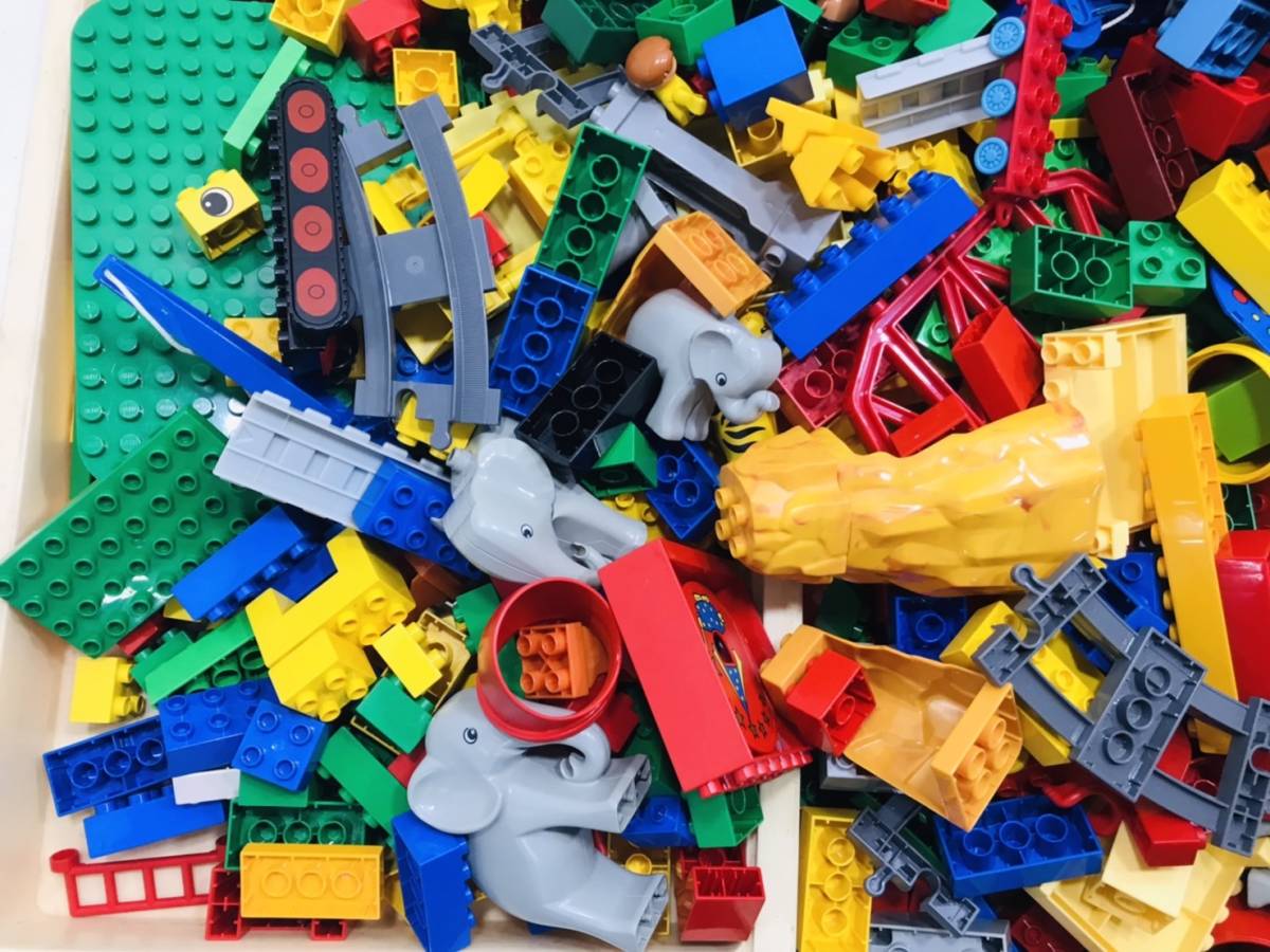 e49★約14㎏160サイズ1円～★ LEGO レゴブロック 大量 duplo デュプロ フィグ 基礎版 パーツ 大量 まとめ売 セット 現状品_画像10
