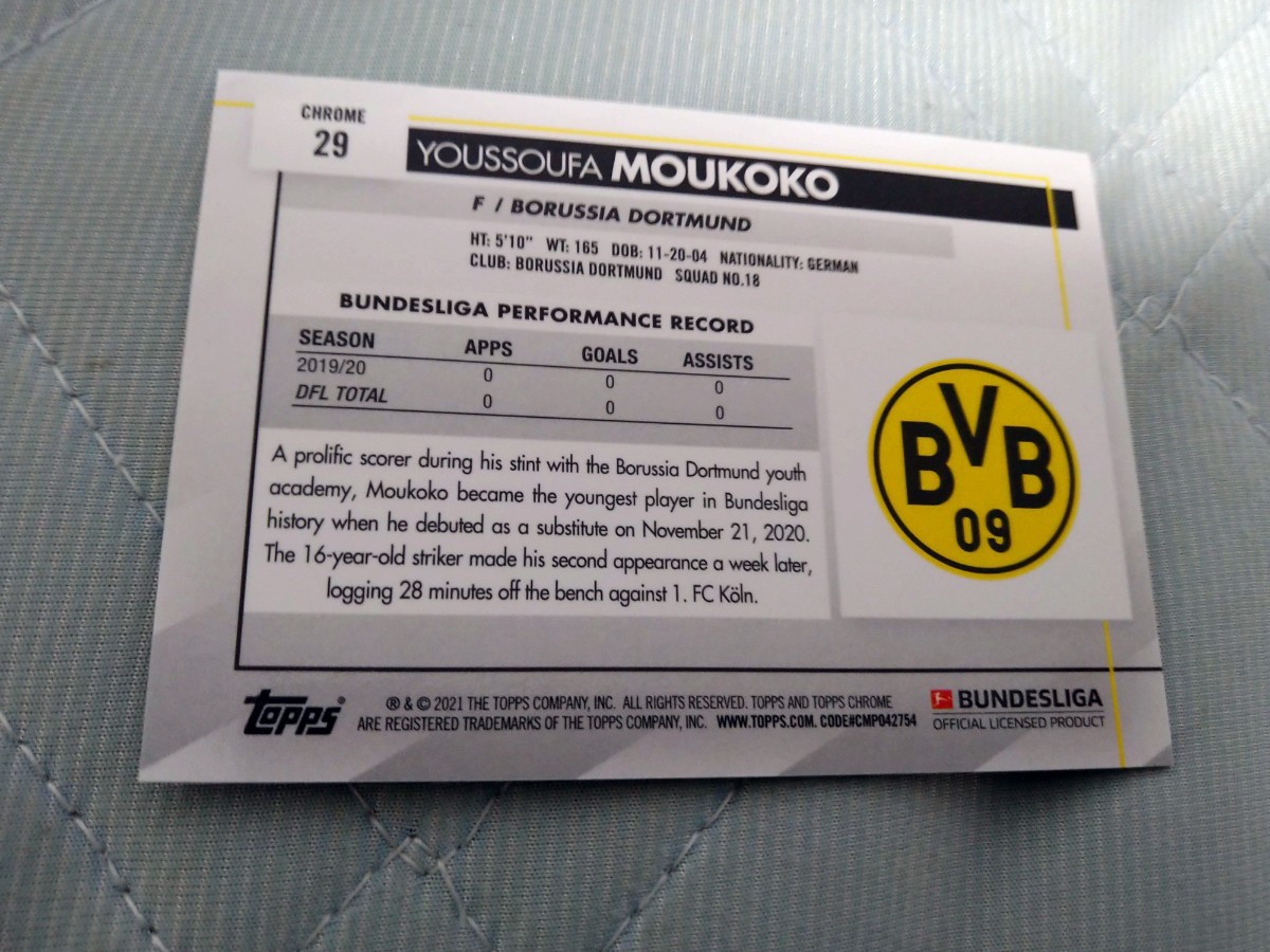 2020-21 Topps chrome Bundesliga BASE RC YOUSSOUFA MOUKOKO ドルトムント_画像2