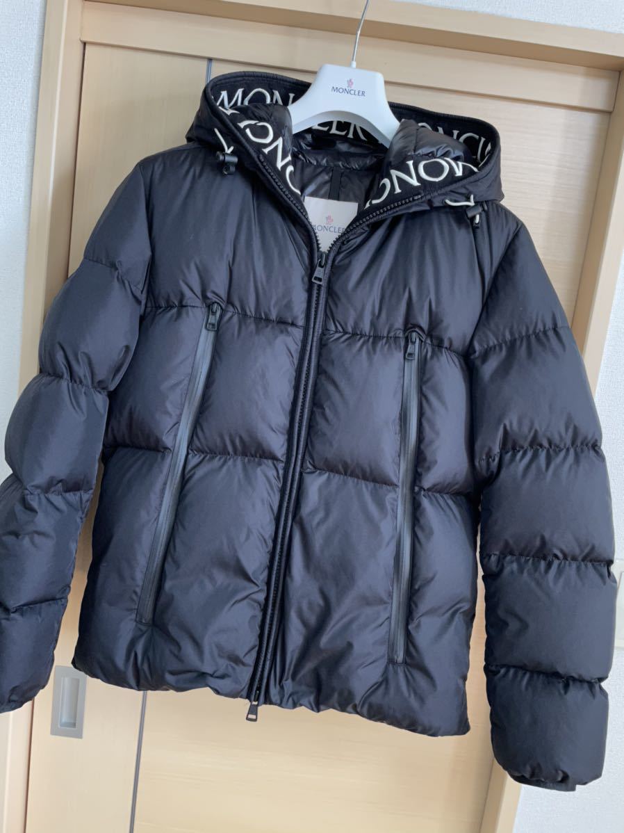 最終値下げ☆おまけ付☆美品☆国内正規品モンクレールモンクラー ダウンジャケット黒T2 ☆MONCLER☆