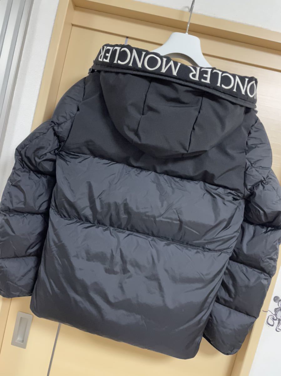 早い者勝ち☆美品☆国内正規品モンクレールモンクラー ダウンジャケット黒T1 ☆MONCLER☆_画像4