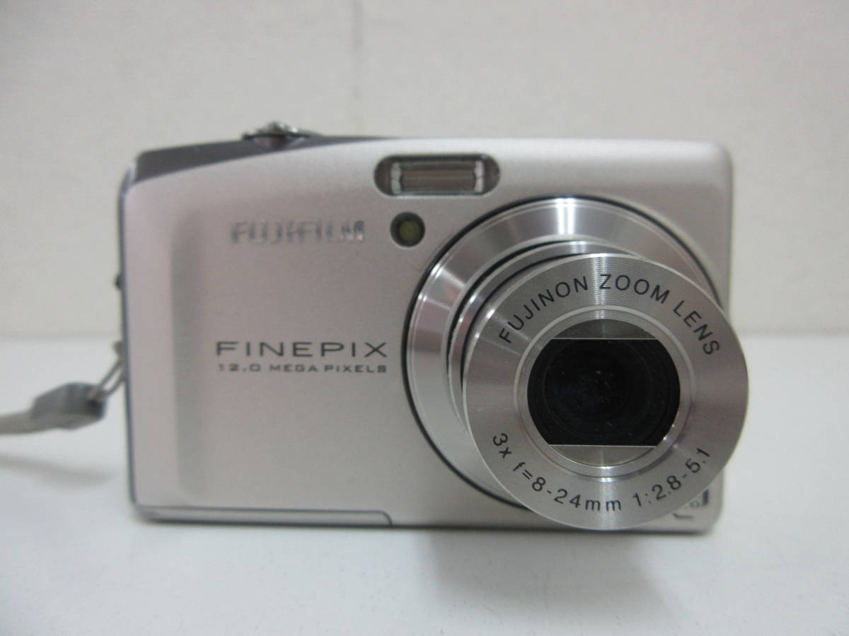 中古 カメラ FUJIFILM FINEPIX F60 fd 8-24mm 1:2.8-5.1 コンパクトデジタルカメラ＋ 三脚 ※通電のみ確認済 ／Ｈ_画像2