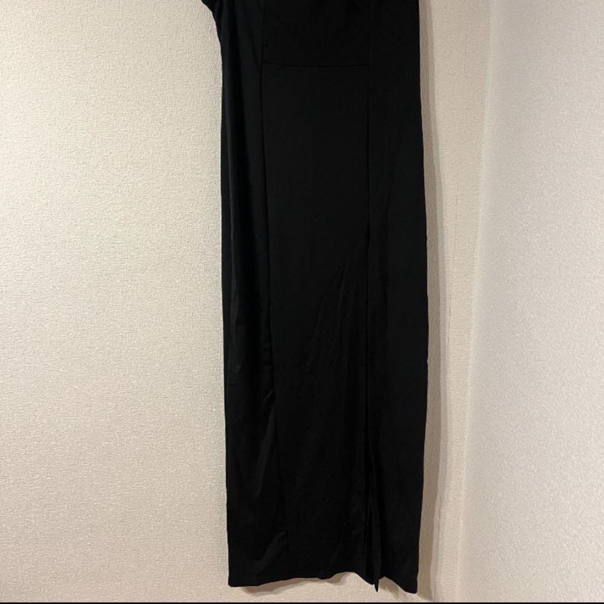 ブラックオフショルドレス　ウェディングドレス　結婚式　ブライダル　ドレス　ウェディング　ブラックドレス　シック　黒　S