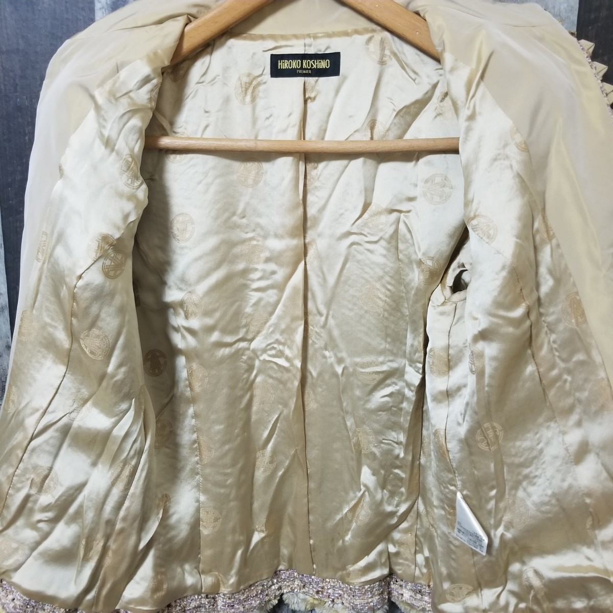 HIROKO KOSHINO PREMIER　ヒロココシノ　プルミエ　スーツ　セットアップ　サイズ9　シルク混　ジャケット　スカート　レディース_画像4