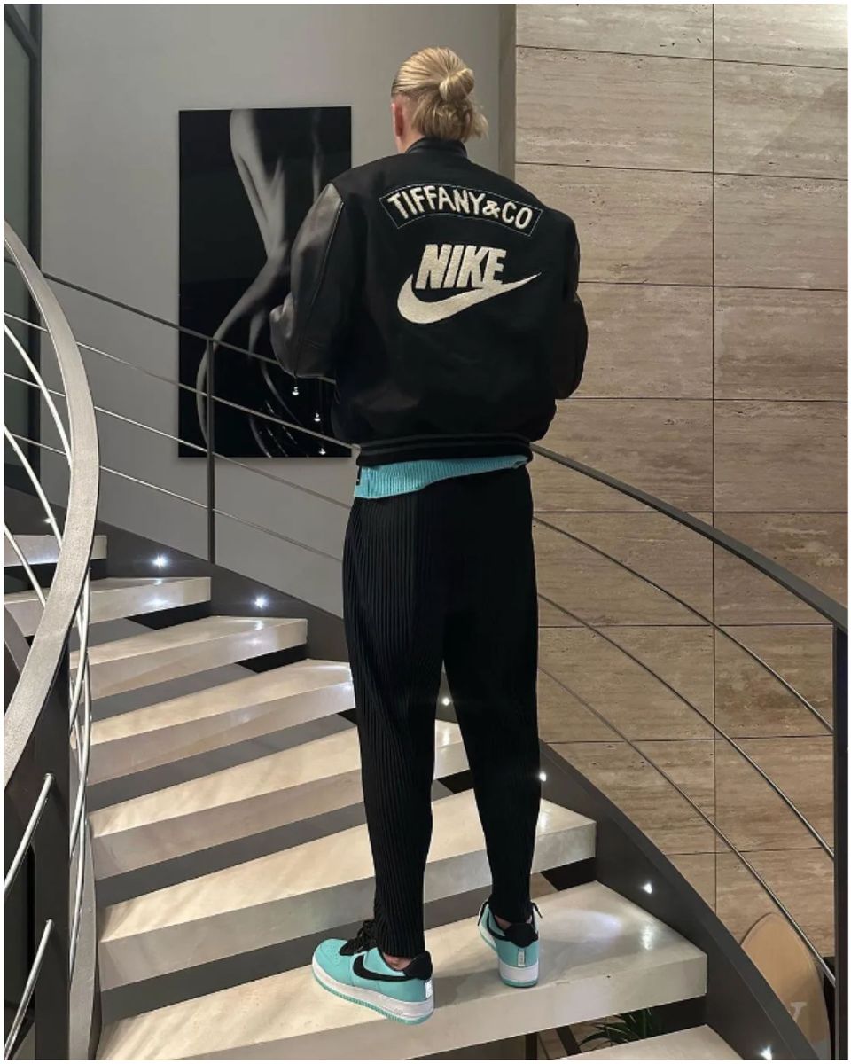 復刻NIKE × Tiffany & Co スタジャン|Yahoo!フリマ(旧PayPay 復刻NIKE × Tiffany & Co スタジャン|Yahoo!フリマ(旧PayPay